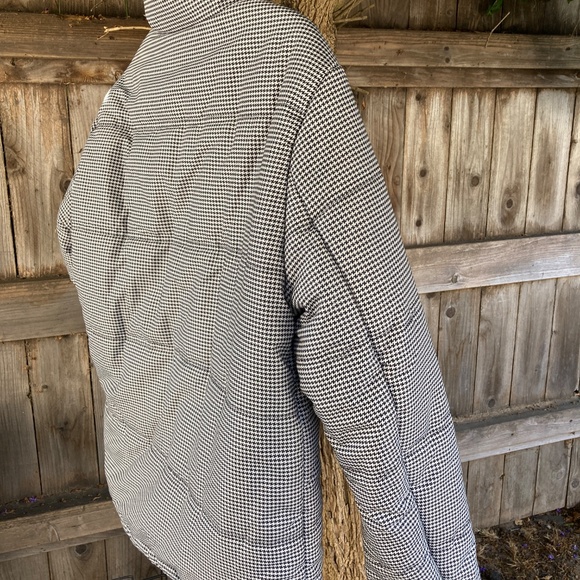 Black and White Puffer Jacket with Nice Detail by PURE NAVY - Picture 4 of 10